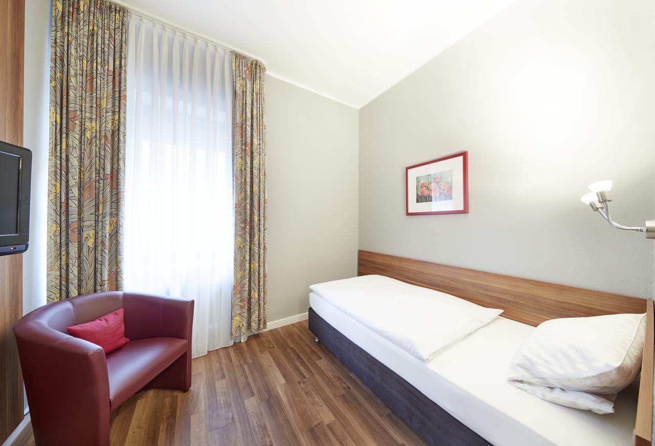 Hotel Bremer Tor Stuhr Luaran gambar